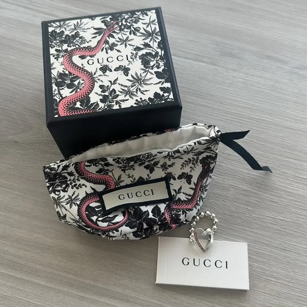 GUCCI Heart Ring NEW - Picture 2 of 5